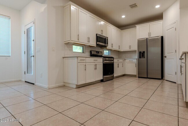 Building Photo - 9210 W Willow Bend Ln