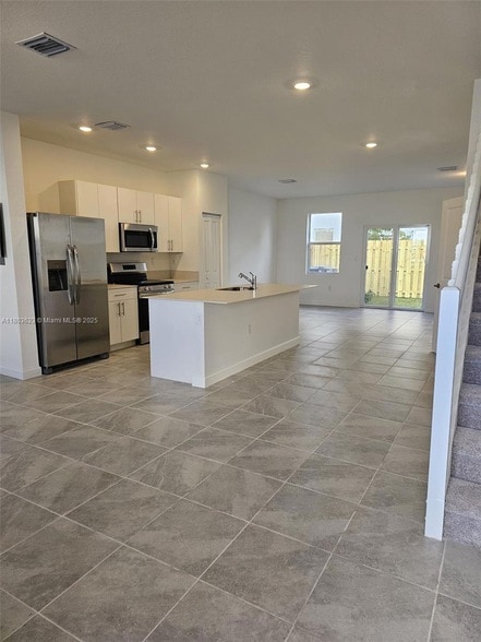 Foto del edificio - 96 SE 11th Ct