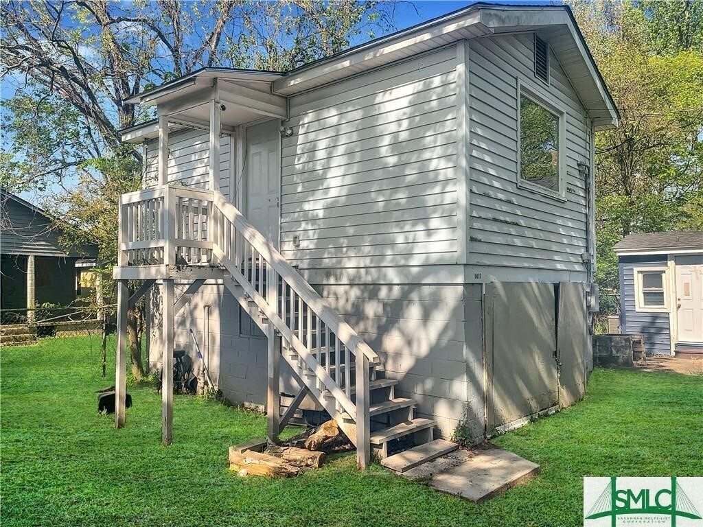 Primary Photo - 1417 Golden St