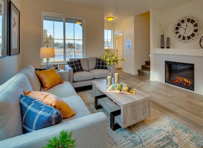 Foto del edificio - Modern 3 BR, 2 BA Townhouse in the Heart of Bend, OR!