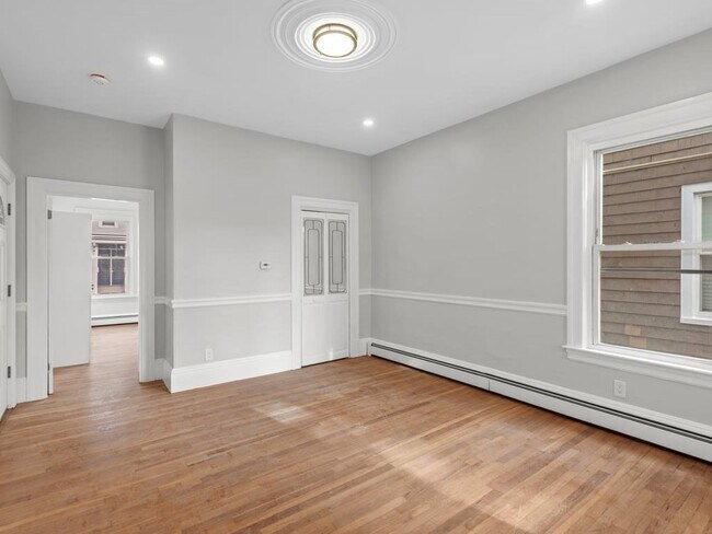 Foto del edificio - 805 E 5th St