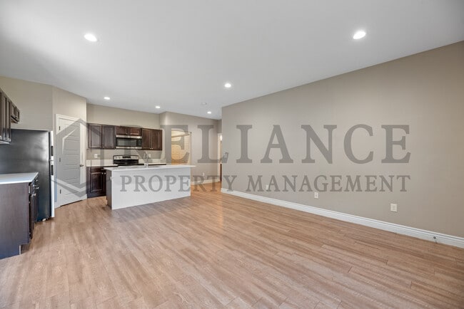 Foto del edificio - 5513 S Victoria St