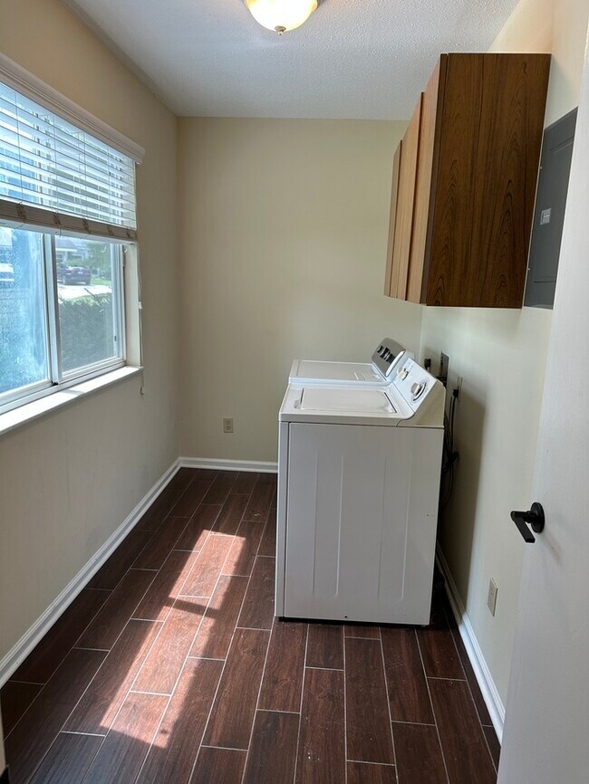Foto del edificio - Townhome in Ballwin!!