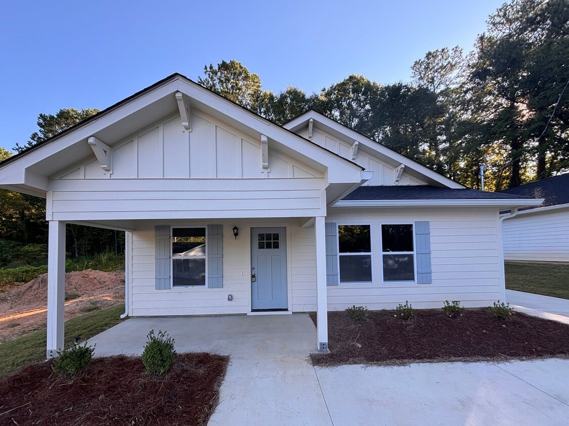 Primary Photo - 3 Bedrooms, 2 Bathrooms - NEW CONSTRUCTION...
