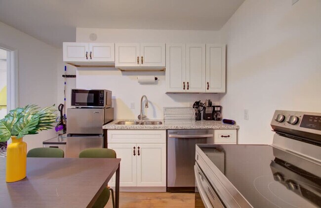 Building Photo - 6400 Sherman St