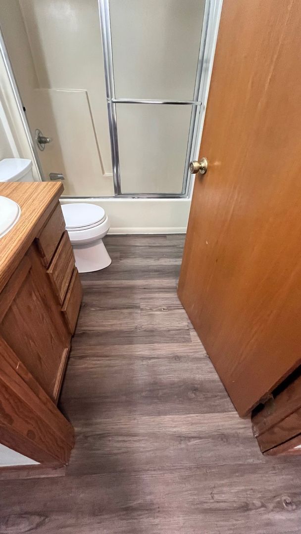 Foto del edificio - Welcome Home to this charming 2 bedroom, 1 bathroom apartment in Neenah, WI!