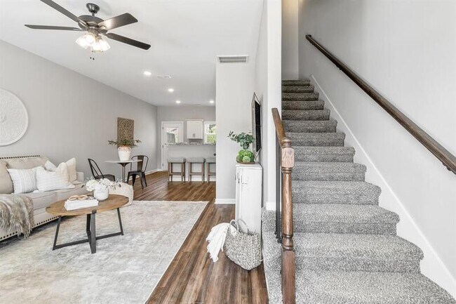 Foto del edificio - 1115 Hillwood Dr