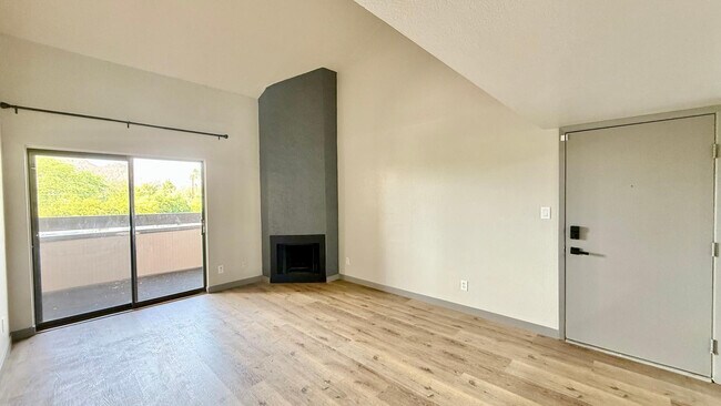 Foto del edificio - 2938 N 61st Pl