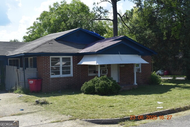 Building Photo - 803 Grosso Ave