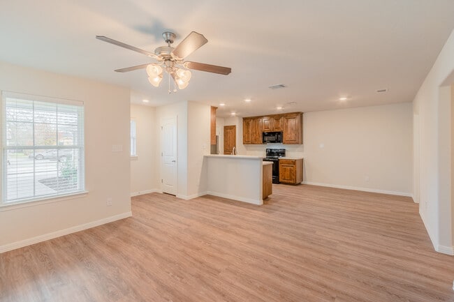 Foto del edificio - 617 NW Renfro St