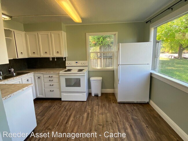 Building Photo - 1 br, 1 bath House - 420 North 500 West