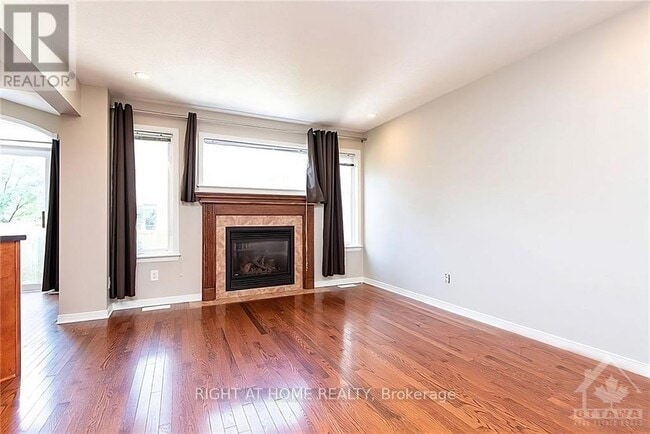 Building Photo - 626 Braecreek Ave