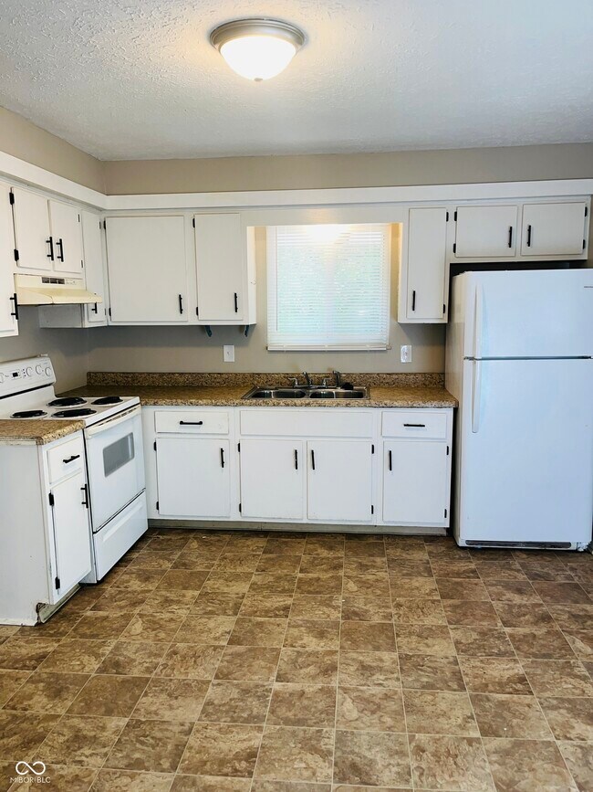 Foto del edificio - 1258 N Ridgeview Dr