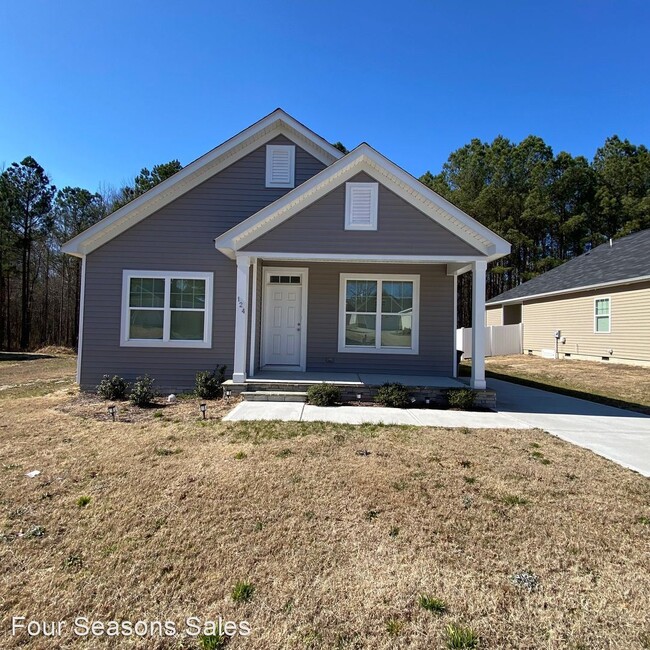 Building Photo - 3 br, 2 bath House - 124 Shamrock Court