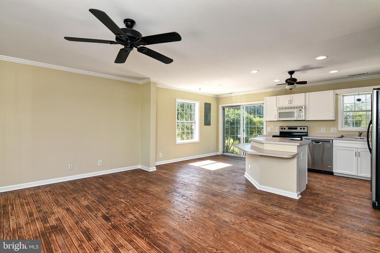 Primary Photo - 31691 Ayres Dr