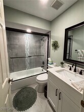 Building Photo - 293 Kings Way