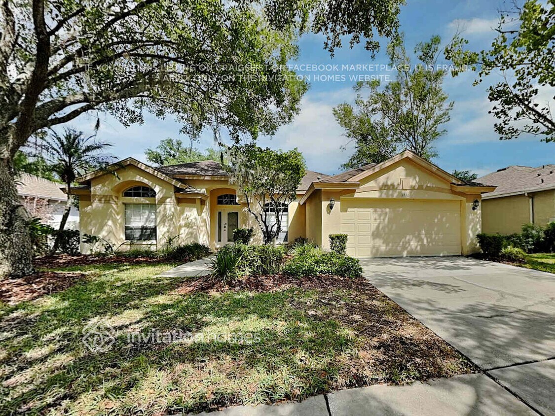 Foto principal - 9417 Hunters Pond Dr