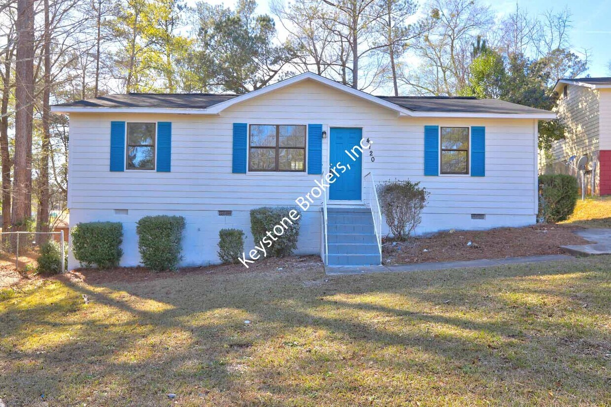 Primary Photo - 4120 Elizabeth Ct