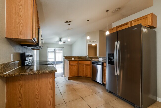Foto del edificio - 2127 Aitkin Loop