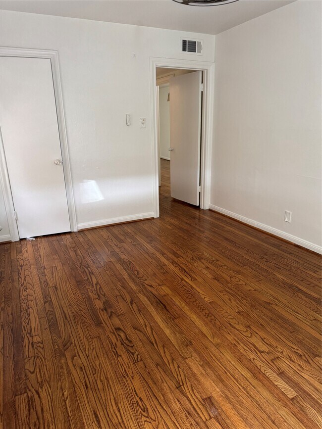Foto del edificio - 2245 Welch St