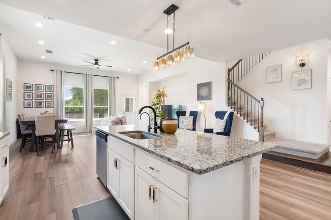 Foto del edificio - 232 Manassas Dr