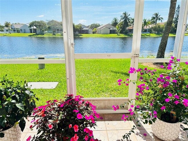 Foto del edificio - 1451 Sorrento Drive Apt #1, Weston, FL 333...