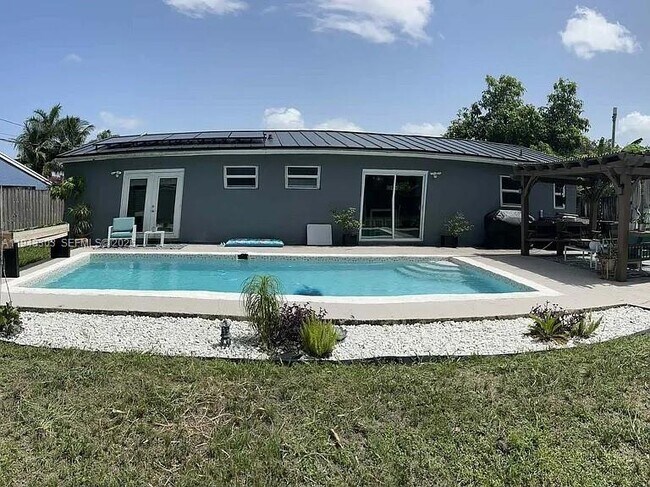 Foto del edificio - 7021 Scott St