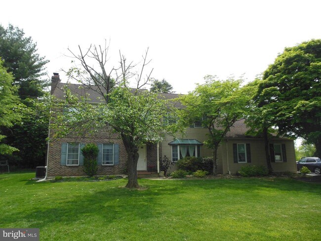 Building Photo - 284 Lafayette Ln