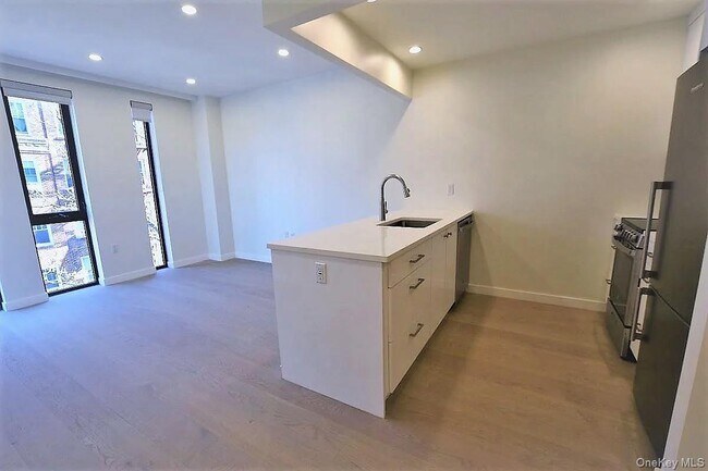 Foto del edificio - 41-26 44th St