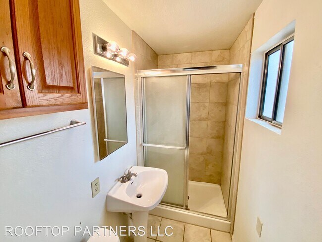 Building Photo - 3 br, 2 bath House - 7 E Ocean Avenue