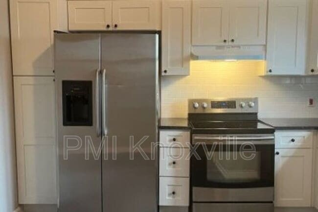 Building Photo - 315 E Churchwell Ave