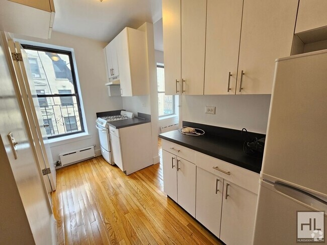 Building Photo - Bright 2-Bedroom in Nolita | 4th Floor, Pr...