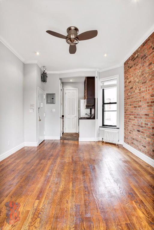 Building Photo - 250 Mott St