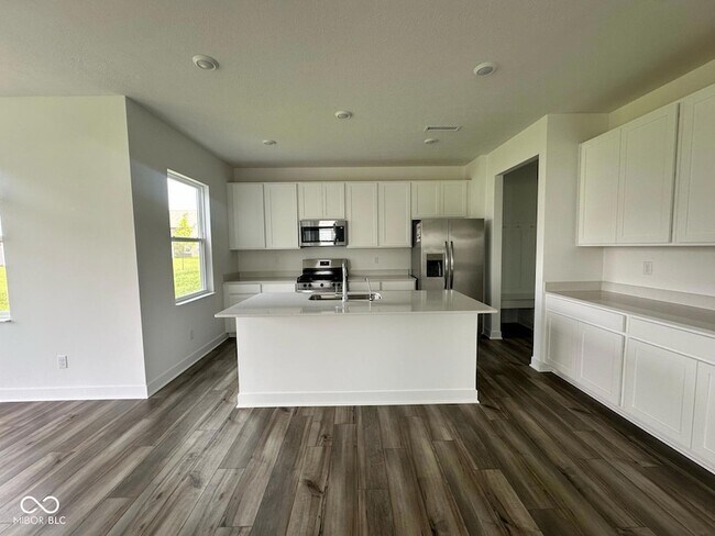 Foto del edificio - 7524 Fallsworth Dr