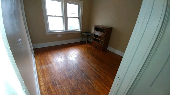 Building Photo - 10 Edgeland St