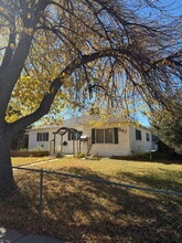 Building Photo - 997 Vaughn St