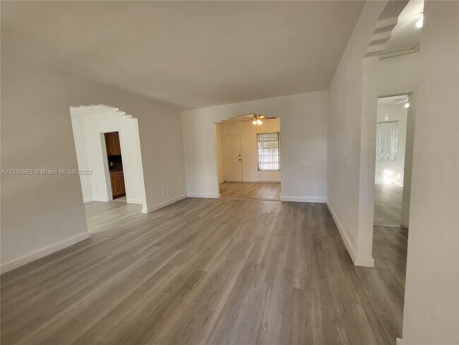 Foto del edificio - 4125 NW 5 Ave