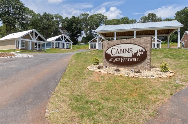 Foto del edificio - 1027 Smyzer Rd