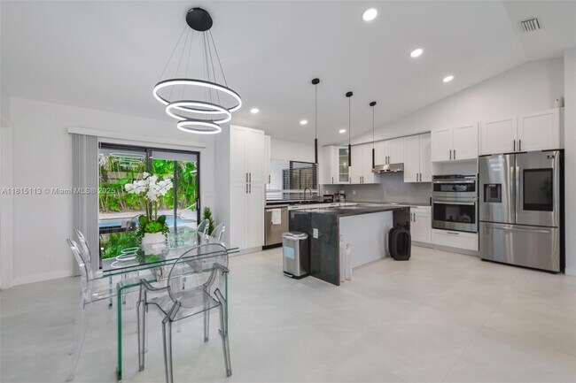Building Photo - 13526 Jonquil Pl