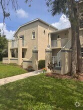 Building Photo - 1614 SE Green Acres Cir