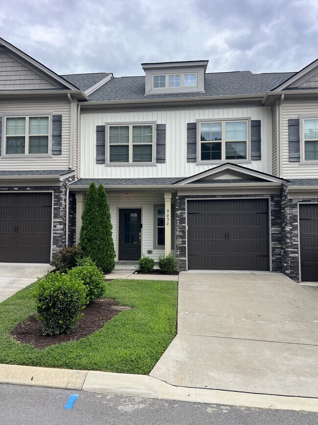 Building Photo - 9052 Brixworth Ct