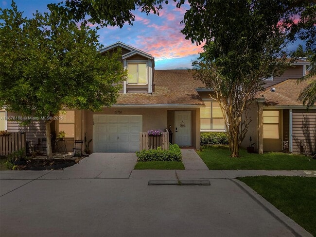 Building Photo - 15751 Woodgate Pl
