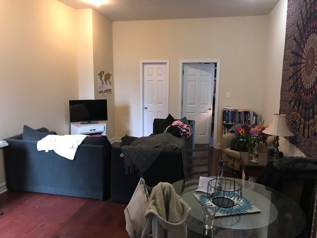 Photo - 1514 W Diamond St Apartment