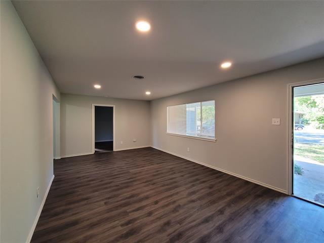 Building Photo - 7805 Whitney Dr