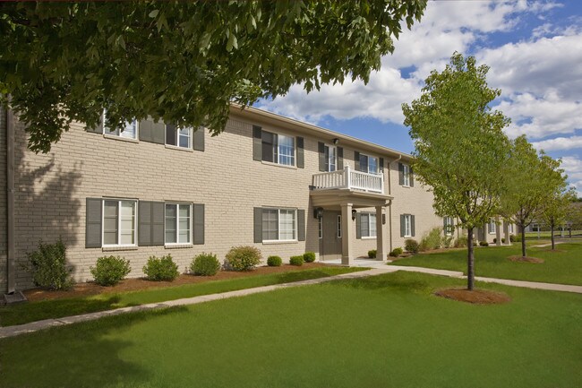 Foto del edificio - Main Street on the Monon