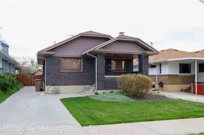 Foto del edificio - 2 br, 1 bath House - 564 E. Redondo Ave. (...