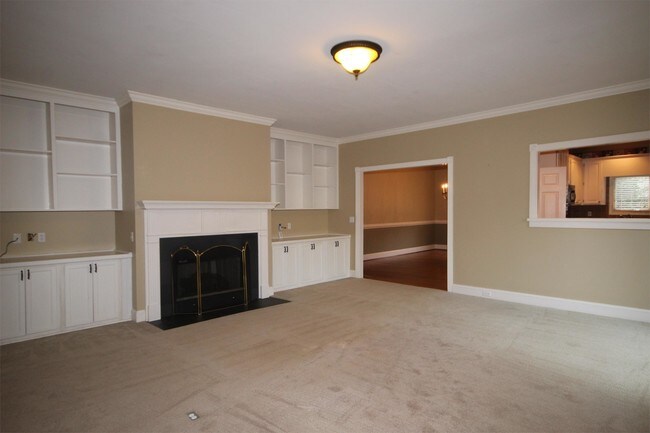 Building Photo - 109 Castellan Dr