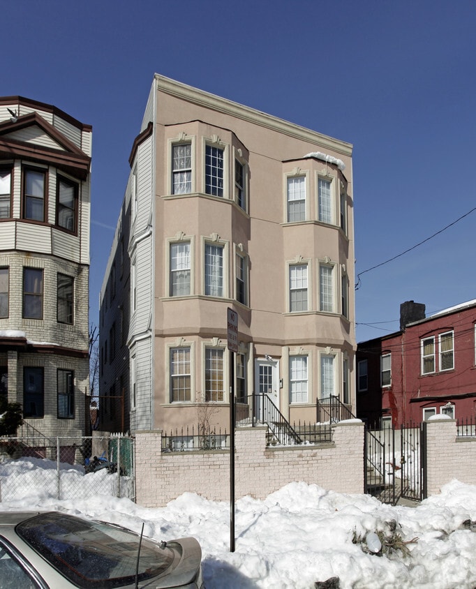 Building Photo - 2309 John F Kennedy Blvd