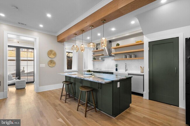 Foto del edificio - 1616 Kilbourne Pl NW