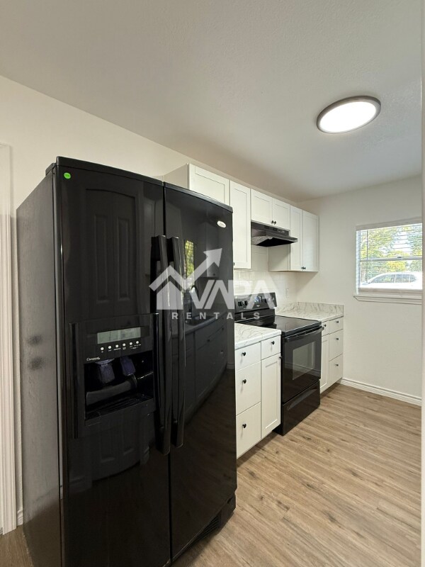 Foto del edificio - 102 Green Meadow Blvd